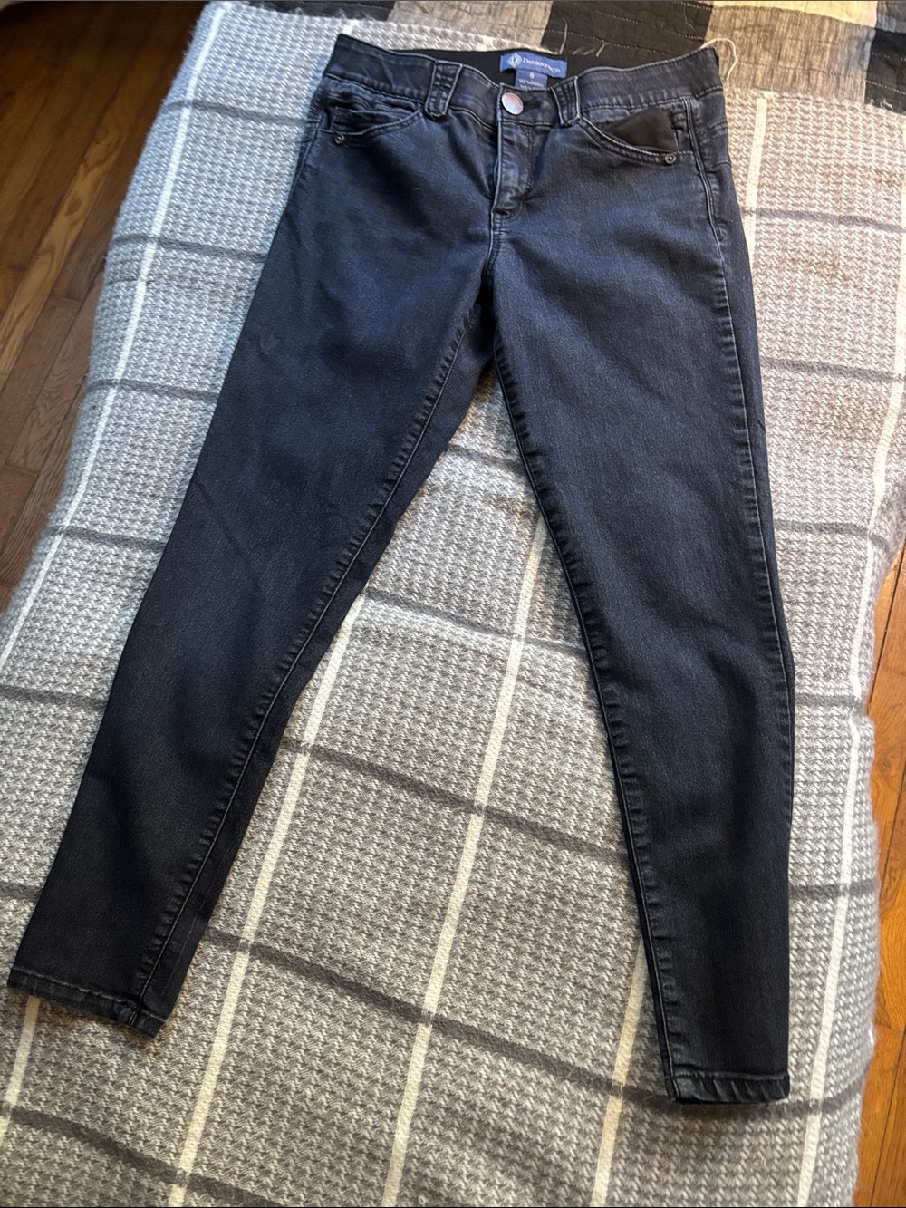 Democracy Black Skinny Jeans for Women